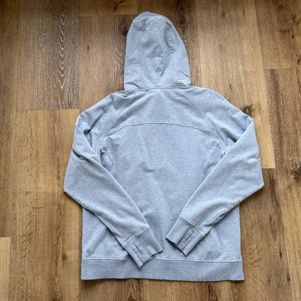EUC Lululemon Scuba Pullover Hoodie - Heathered Chambray - Size 12 - Picture 6 of 6